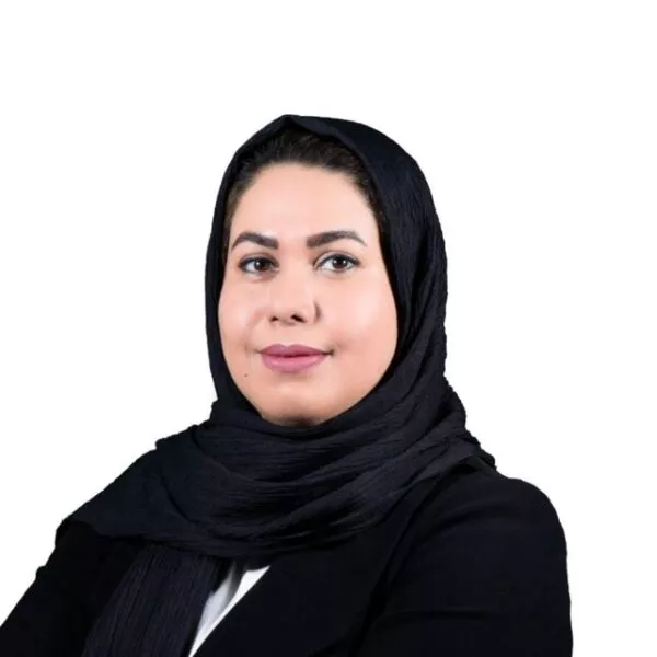 زهرا میرزانیا